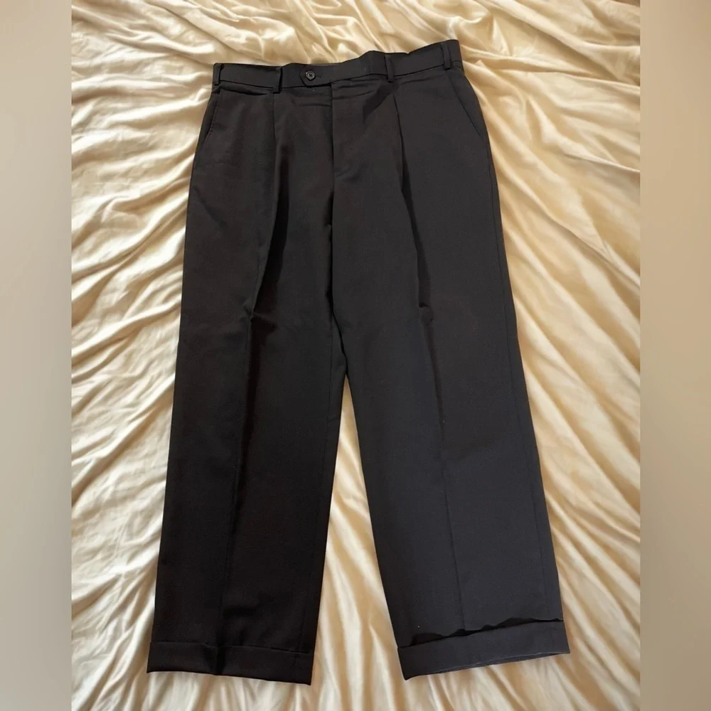 100% Wool Men’s Suit - Complete with Blazer and Pants
